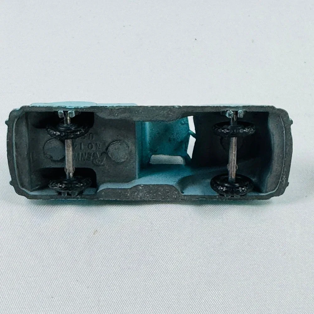 Vintage Renwal No 14 Pickup Truck Diecast Metal Toy Turquoise Blue USA Made 3